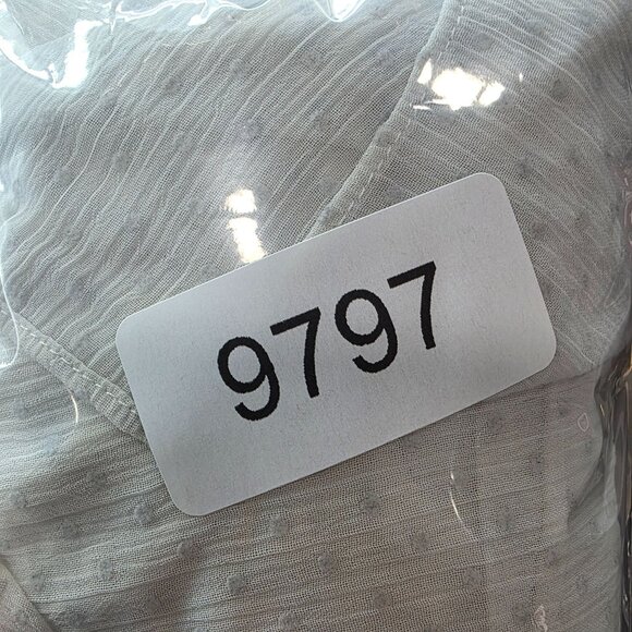 Womens Fossil White Sheer Dot Pattern Blouse Long Sleeve 100% Polyester Size XS - Picture 8 of 8